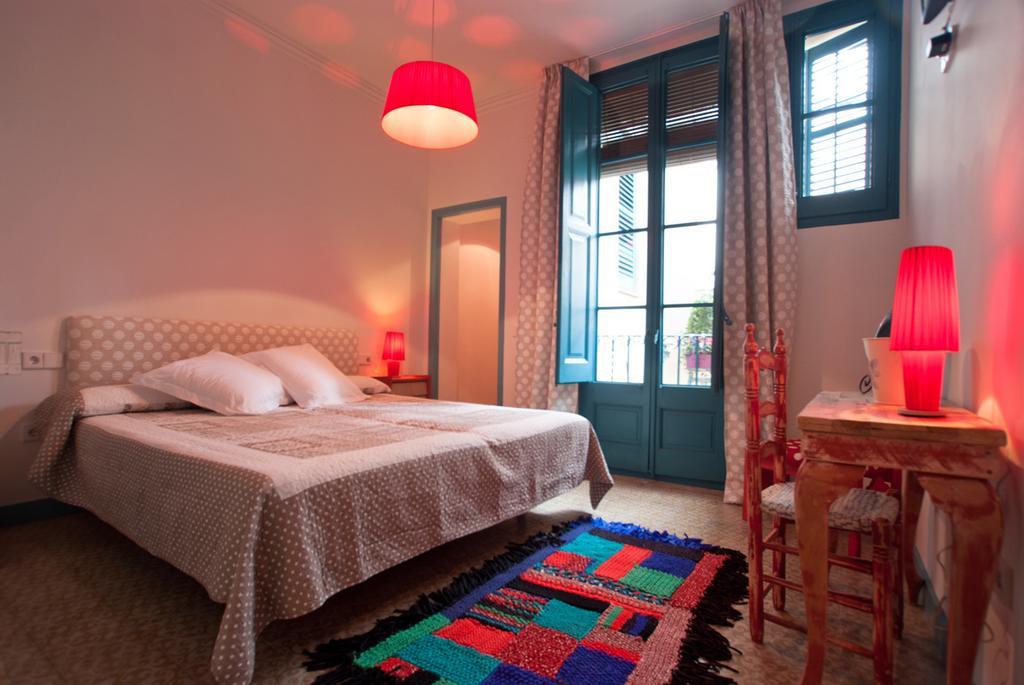 Hotel Hostal Chic Sant Feliu de Guixols Room photo