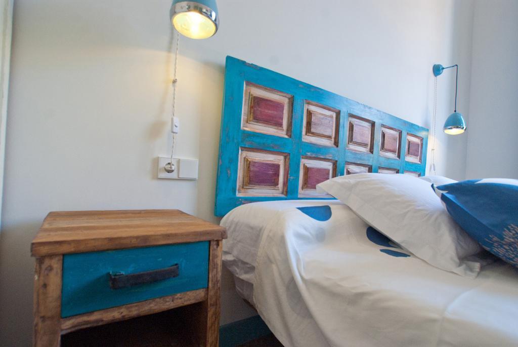 Hotel Hostal Chic Sant Feliu de Guixols Room photo