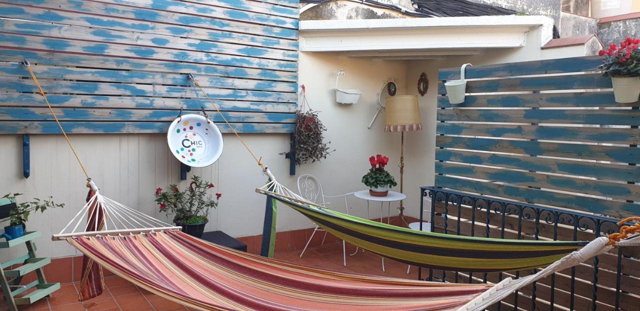 Hotel Hostal Chic Sant Feliu de Guixols Exterior photo